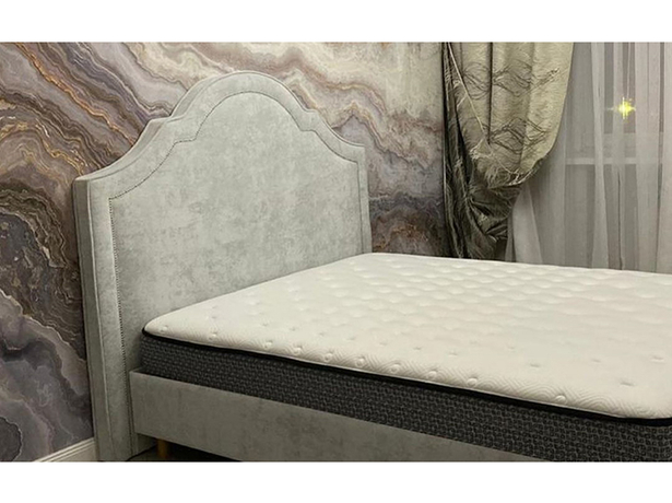 Кровать Constance с основанием Raibox