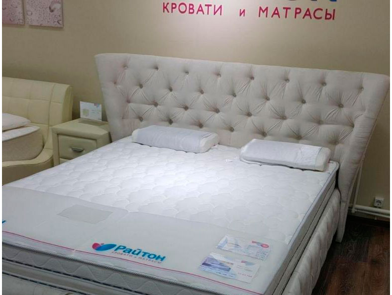 Кровать Life 5 фото в ткани Лама Лен